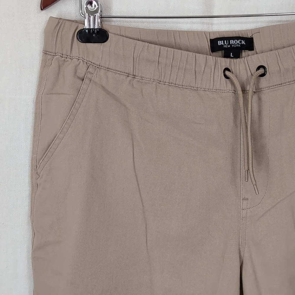 Blu Rock Khaki Beige Elastic Waist Jogger Pant Size Large NWOT - Picture 3 of 5